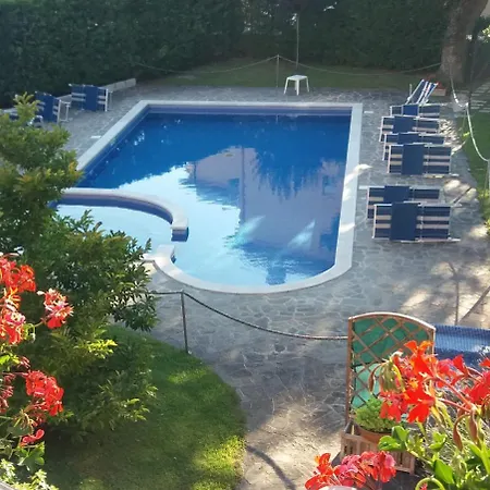 Hotel Montenerone 3*